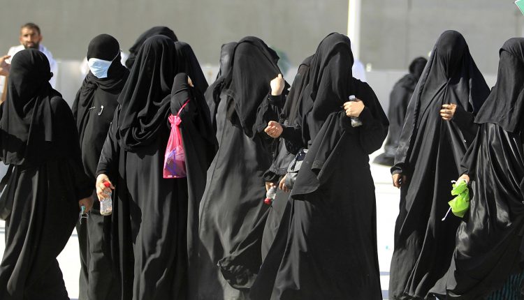 Mideast Saudi Women